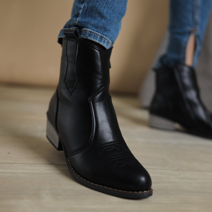 Texas Kökenli Ayakkabılar Leather embroidered Boots - Black
