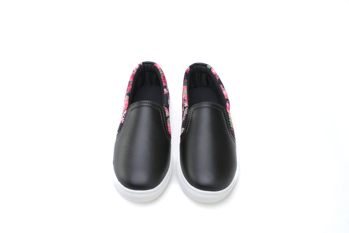 Shadow Stride Sneaker Slip-on - Black