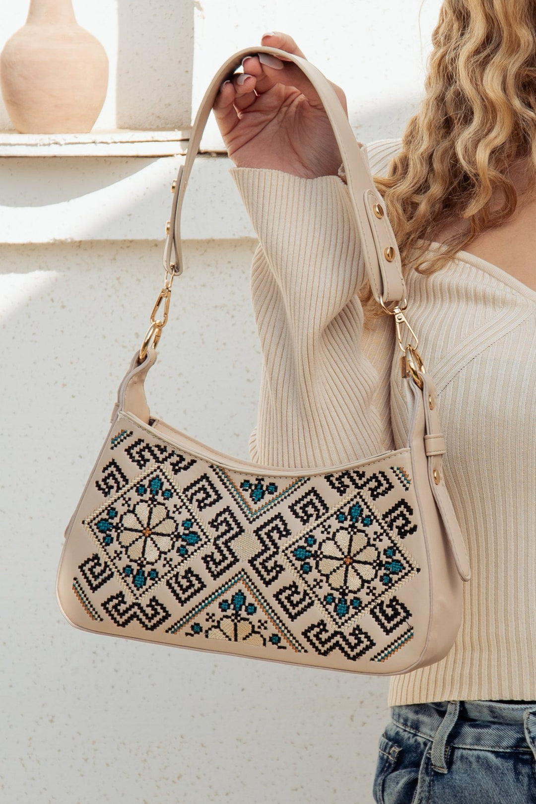 Embroidered Kulta Cross Bag - Beige
