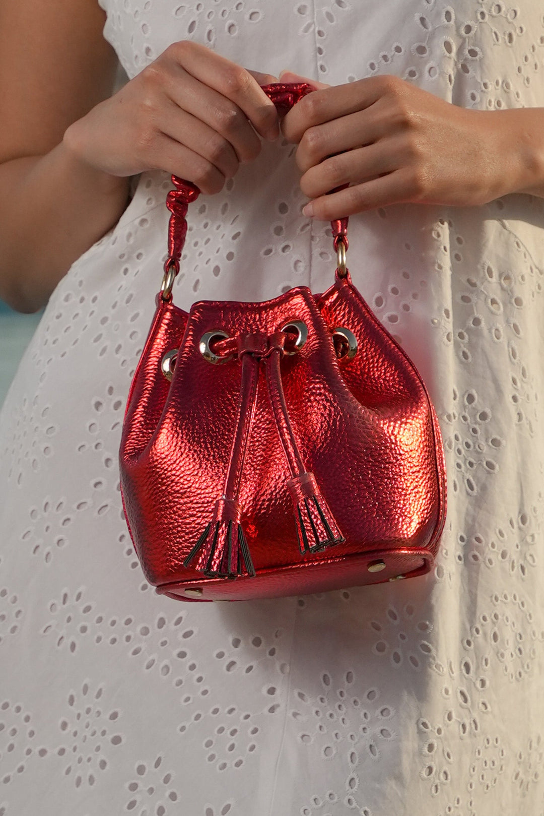 Laguna Woven Bucket Bag - Ruby Red Metallic