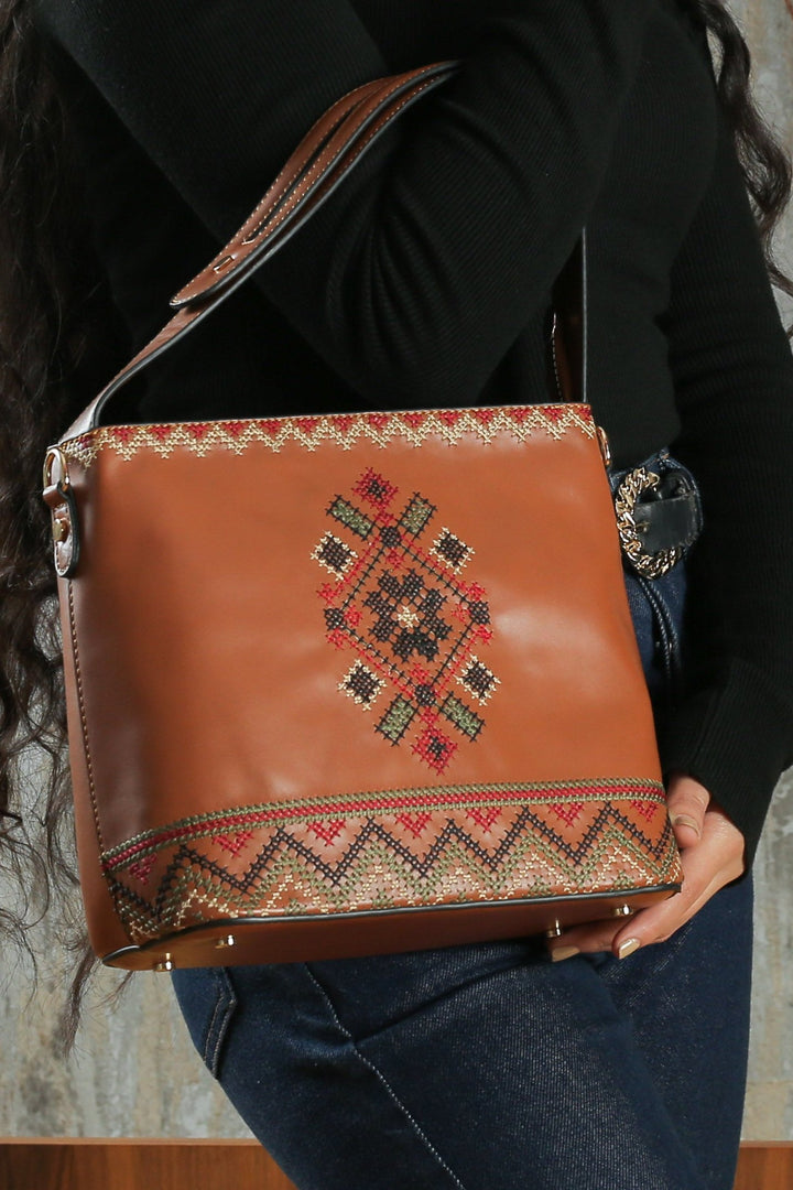 Havan Embroidered Tote Leather Bag