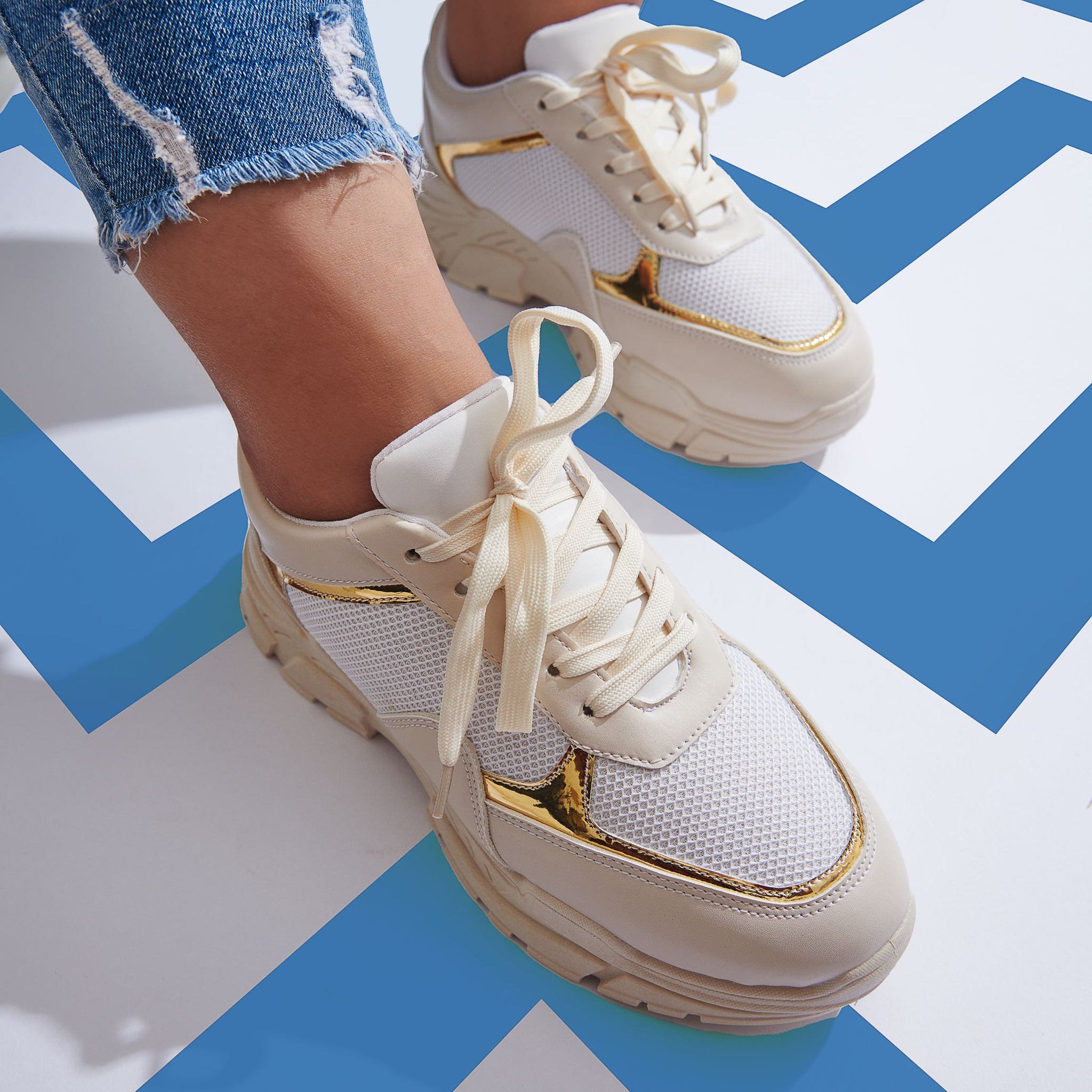 Chunky Sneakers In Beige With Gold Lines