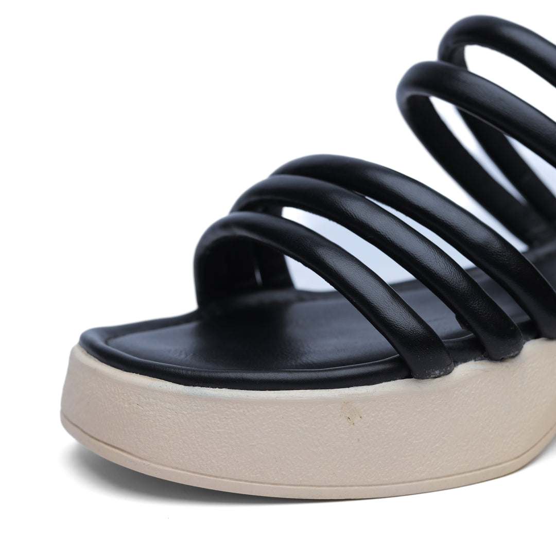 Elegance Stride Sandals Black