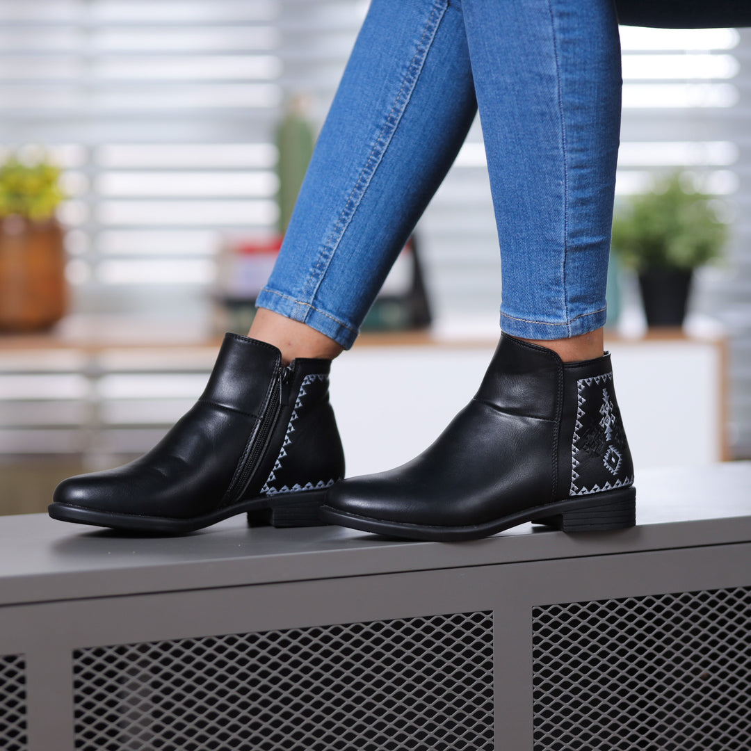 Black Back Embroidered Zipper Ankle Boots