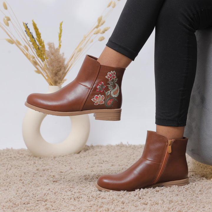 Rugged Trail Ankle Boots - Havan