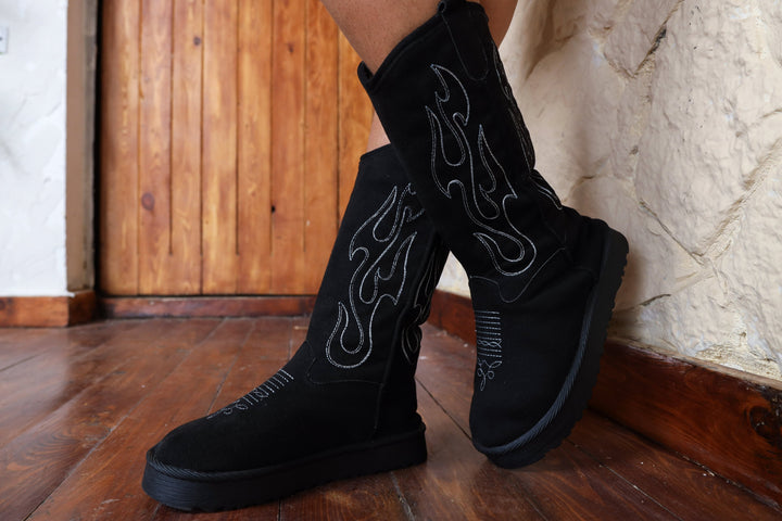 Alpine Ember Boots 2 - Black