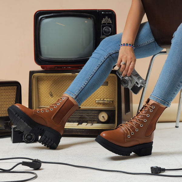 Chelsea Laceup & Zipper Plain Leather Boots - Havane