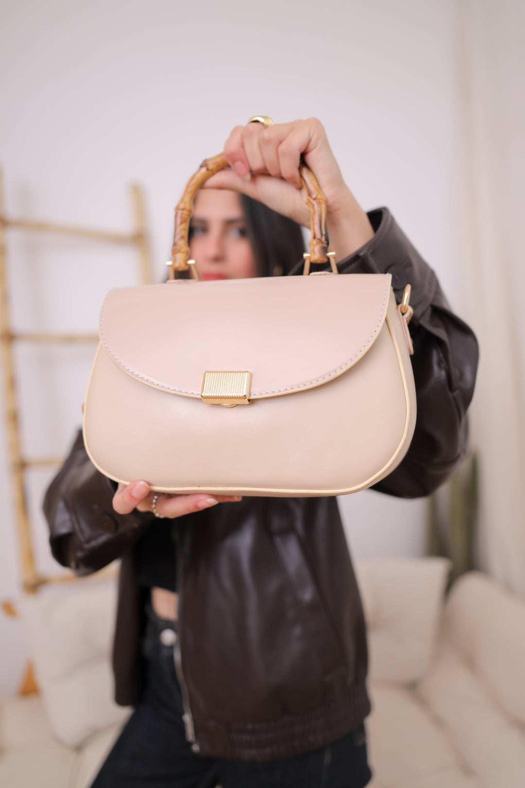 Quintessential Crossbody - Beige