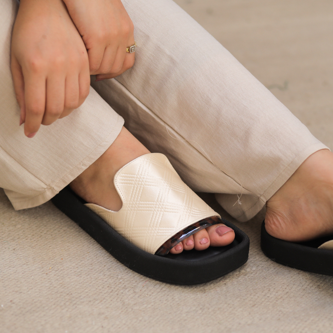 Tortoise Shell Slides - Beige