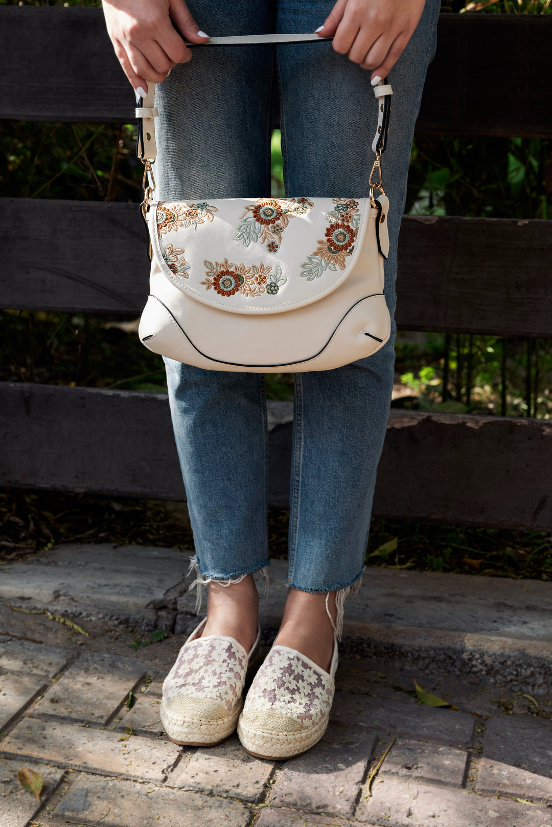 Floral Elegance Crossbody Bag Beige