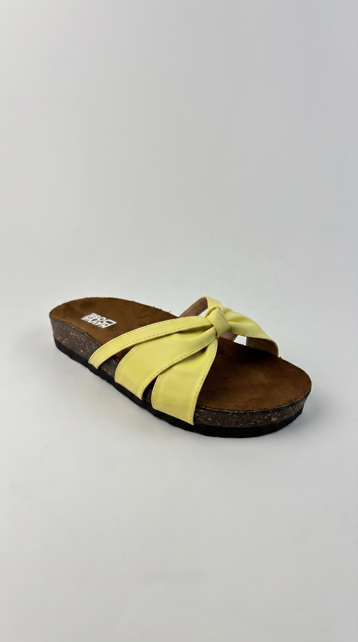 The Lyra Slide - Pastel Yellow