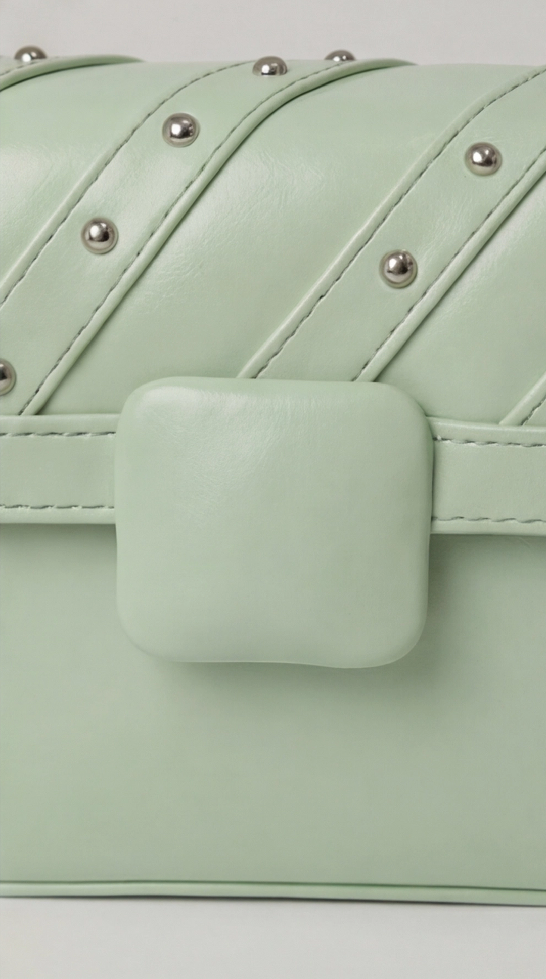 The Onyx Edge Crossbody - Pastel Green
