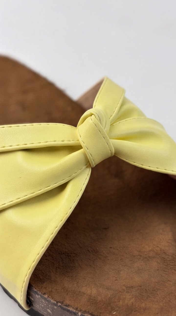 The Lyra Slide - Pastel Yellow