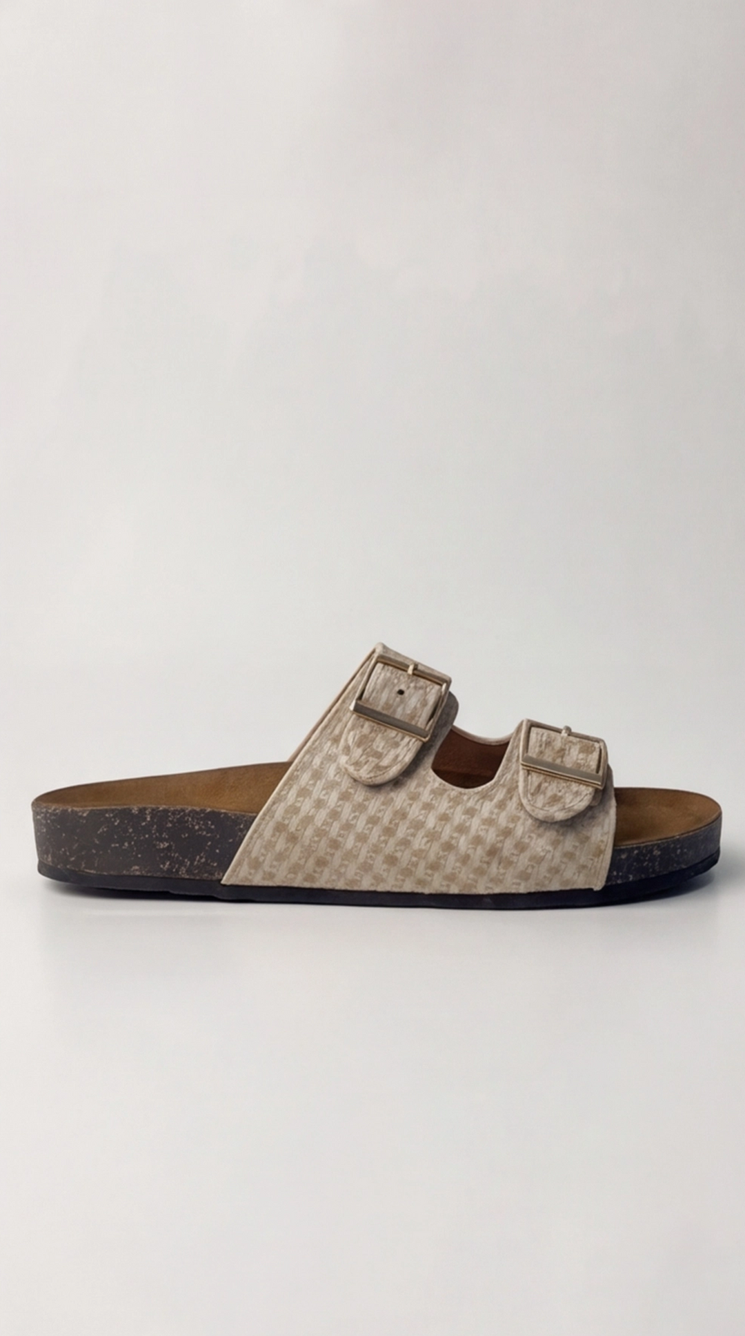 The Sand-Woven Slide