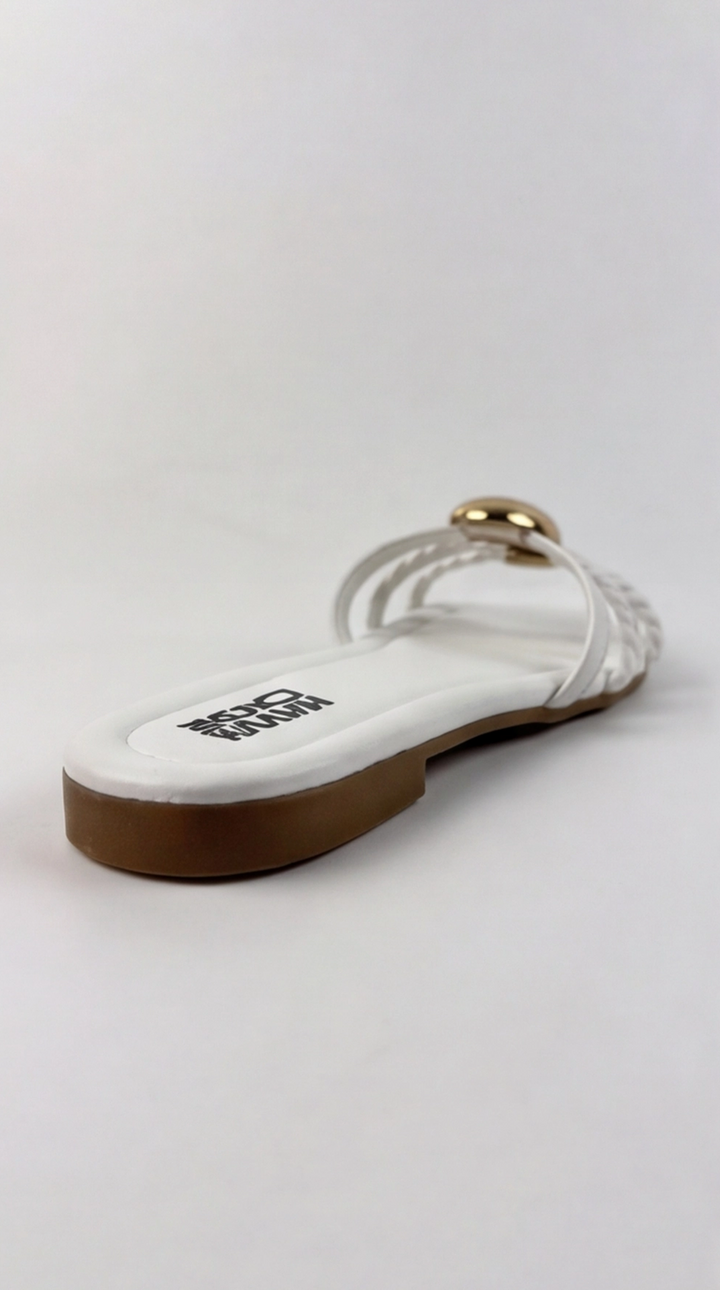 The Onyx Medallion Slide - White