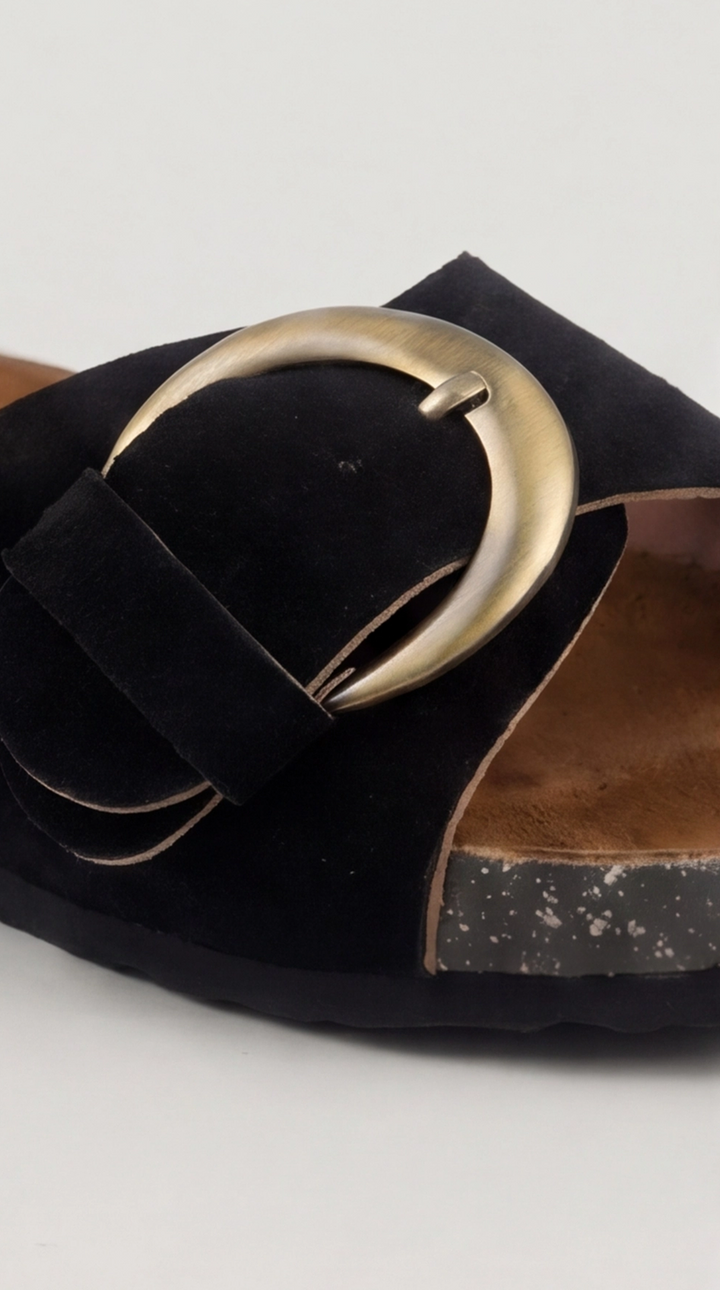 The Luna Buckle Slide - Black