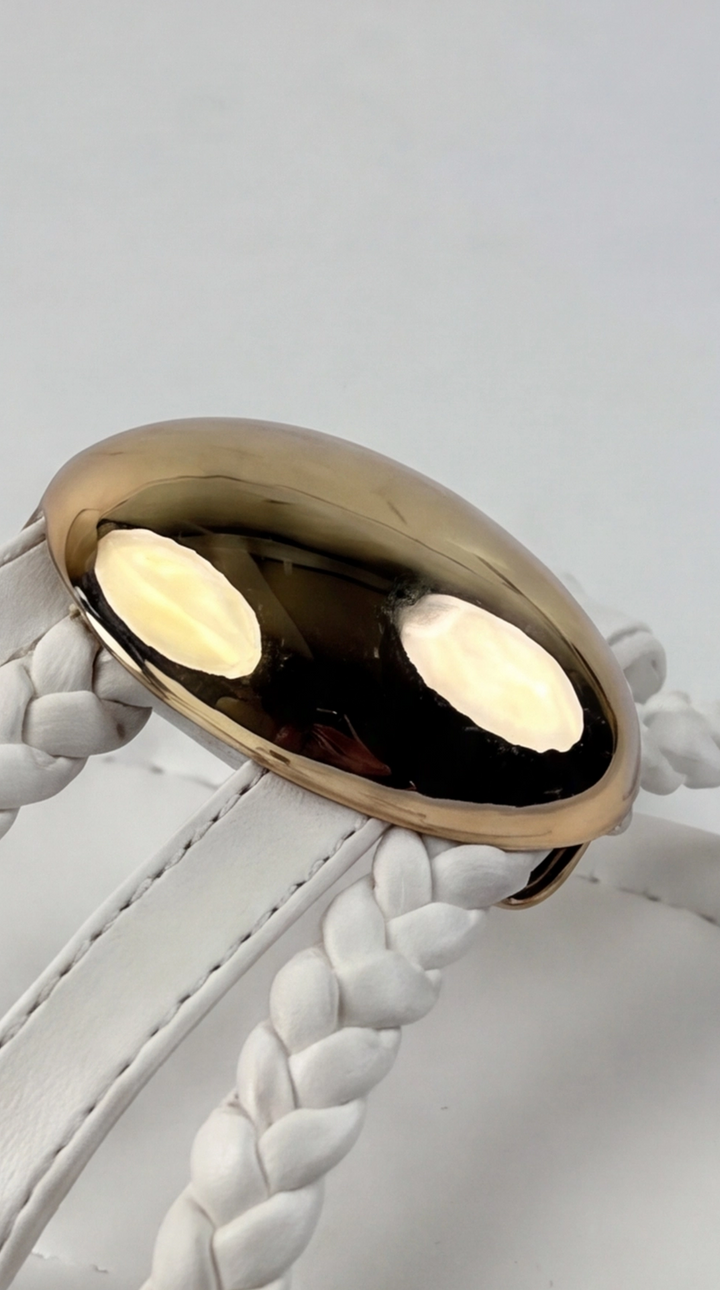 The Onyx Medallion Slide - White