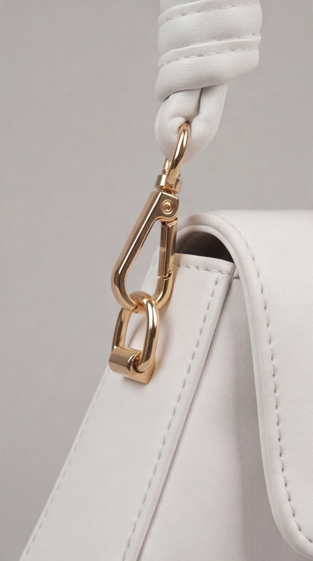 The Crescent Knot Bag - White
