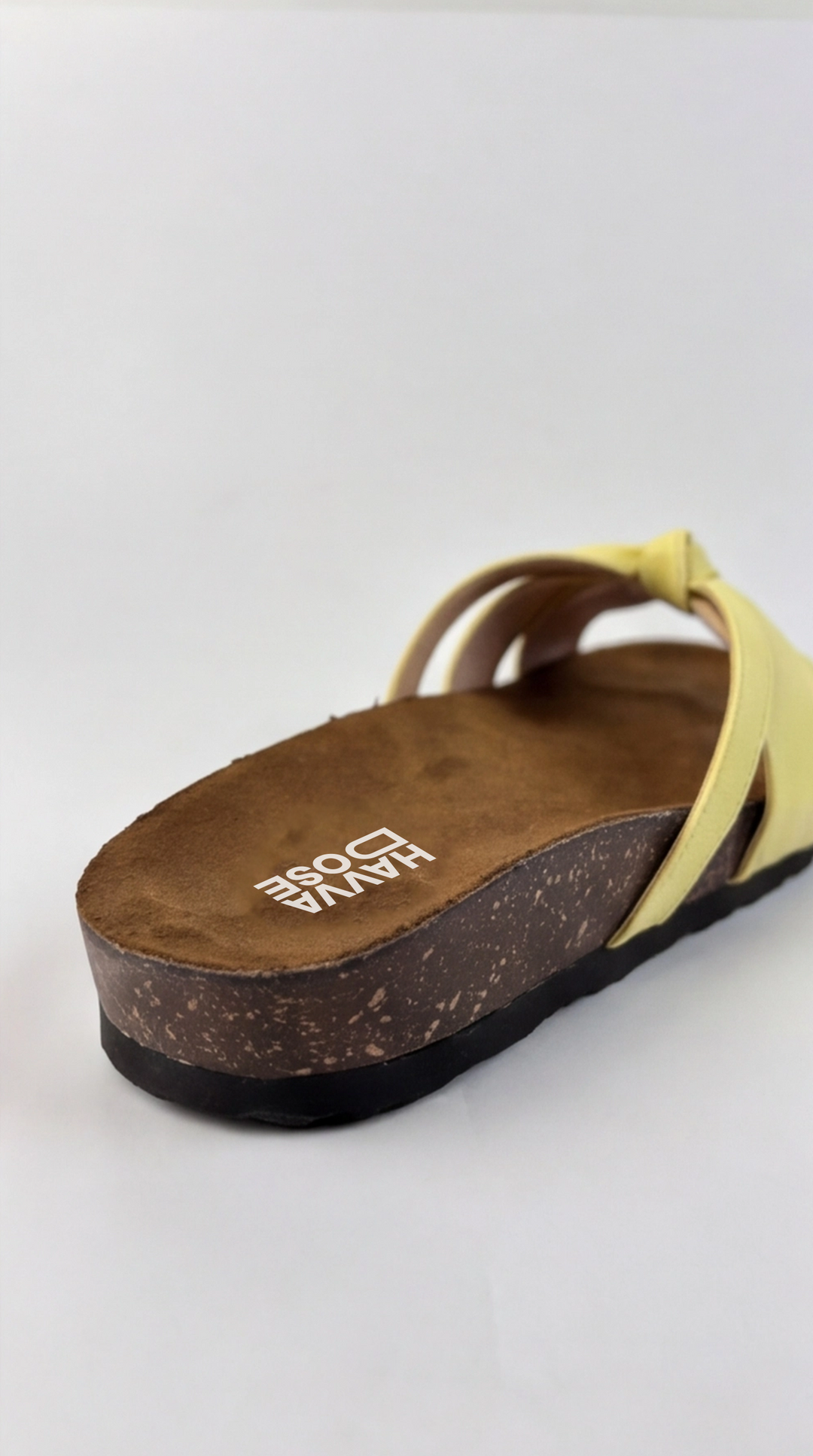 The Lyra Slide - Pastel Yellow