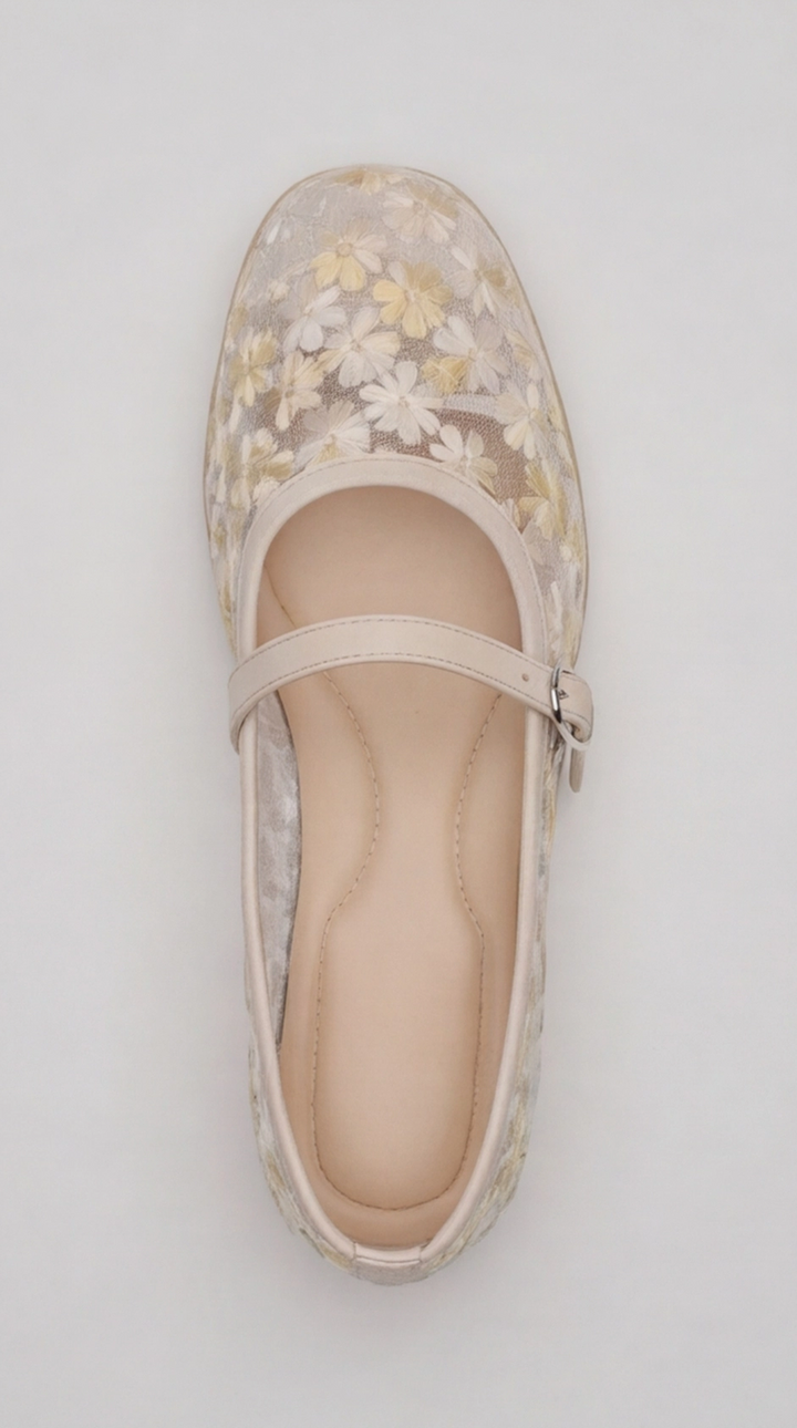 The Ethereal Meadow Flat - Beige