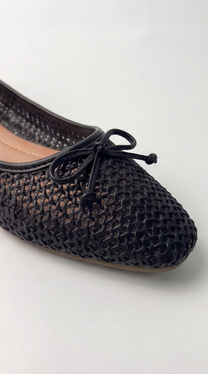The Aria Raffia Ballet Flat -Black