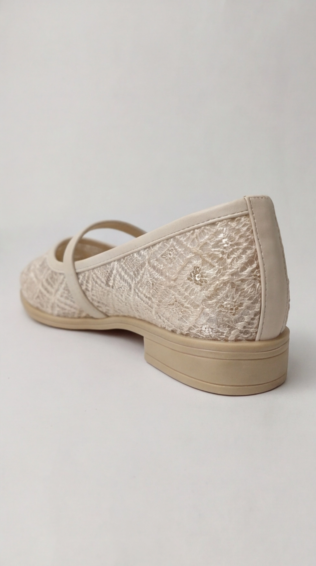 The Luminous Lace - Beige