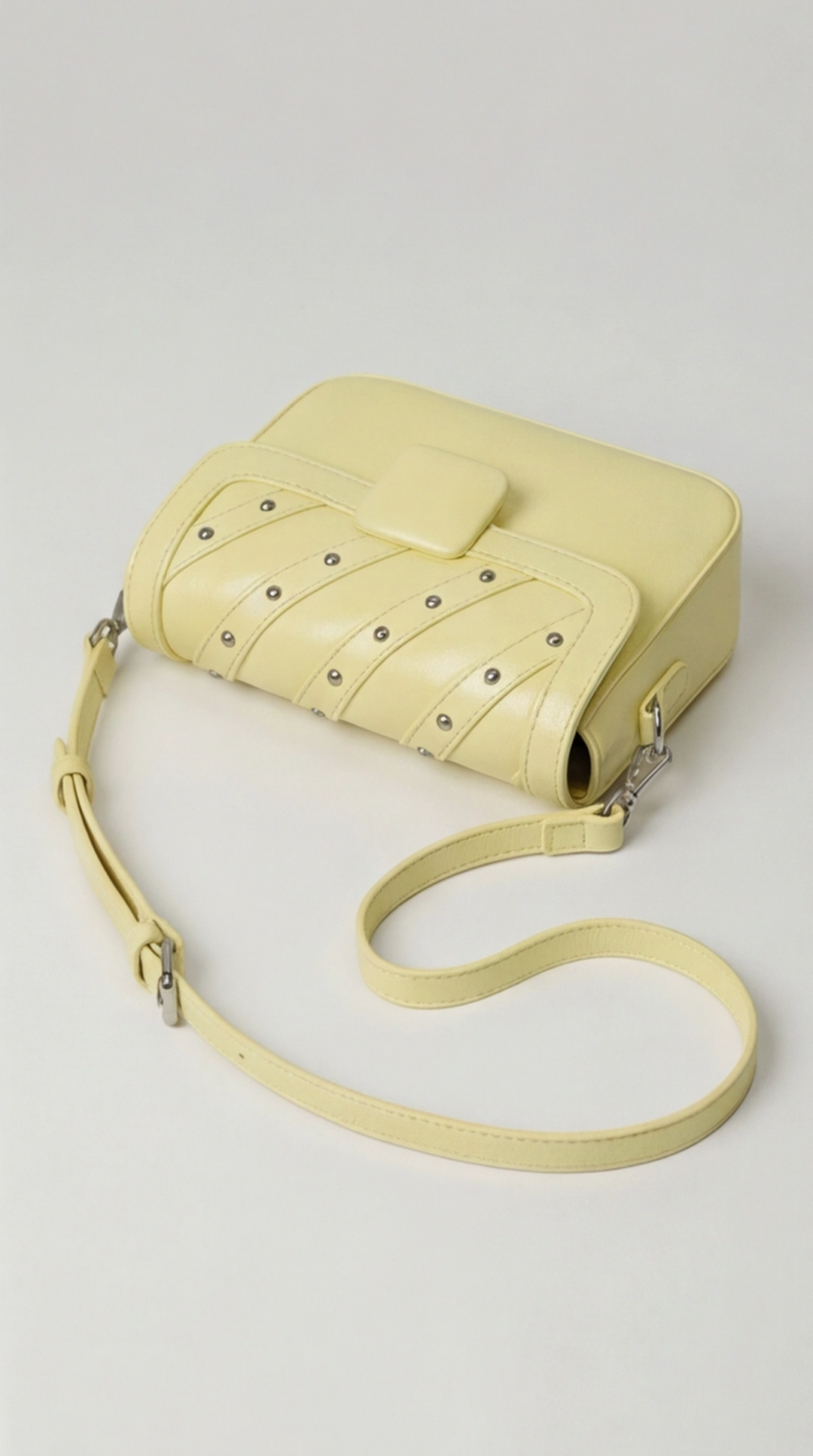 The Onyx Edge Crossbody - Butter yellow