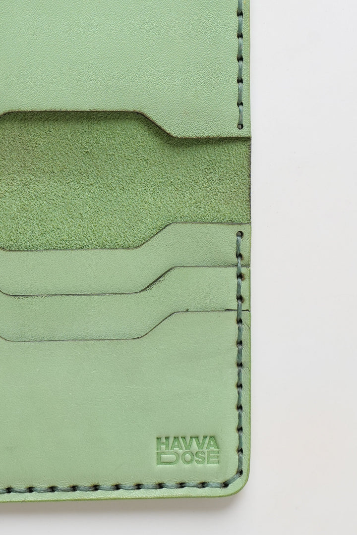 Engraving Wallet – Handmade Genuine Leather - Mint Crest