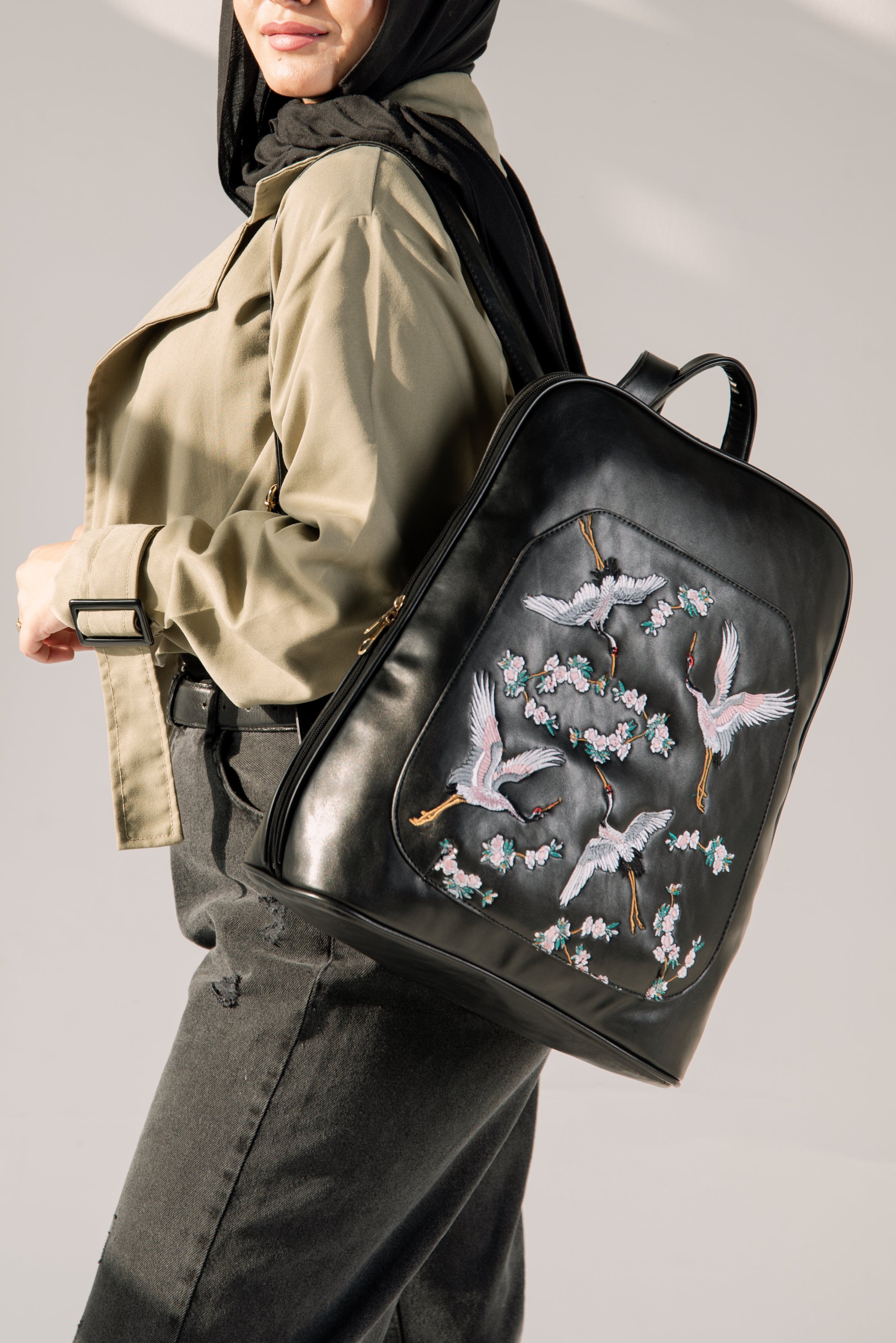 Quality Embroidered Laptop Backpack Abstract 3 Havva Dose