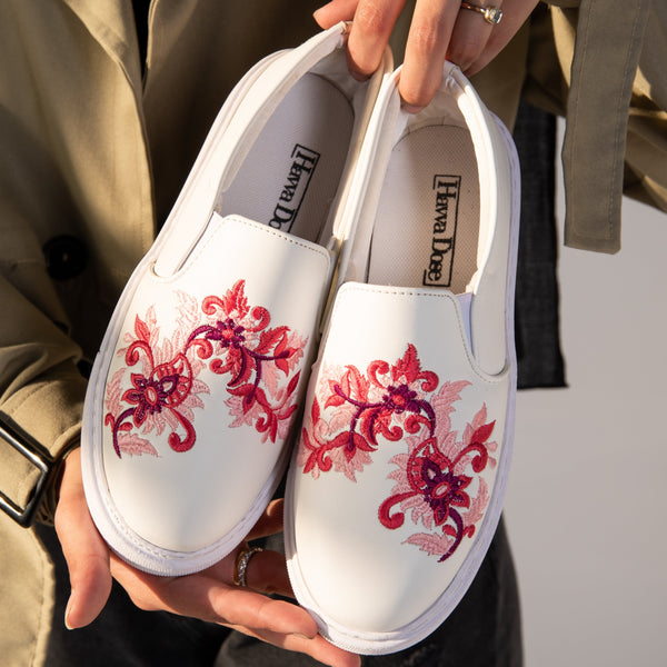 Slip-On Flower Embroidered Pink Sneaker