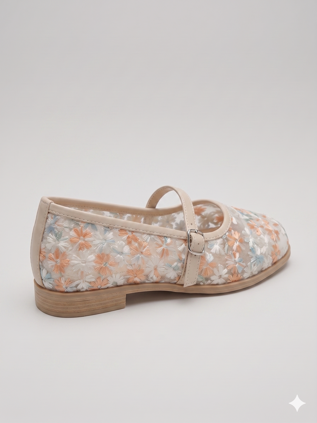 The Ethereal Meadow Flat - pastel peach
