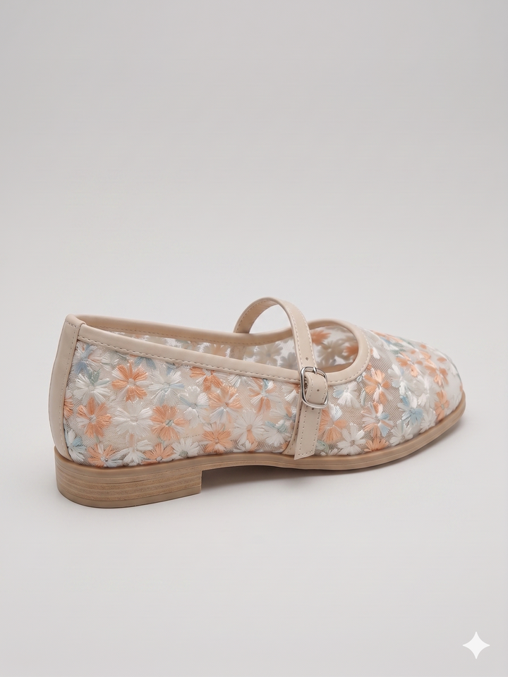 The Ethereal Meadow Flat - pastel peach