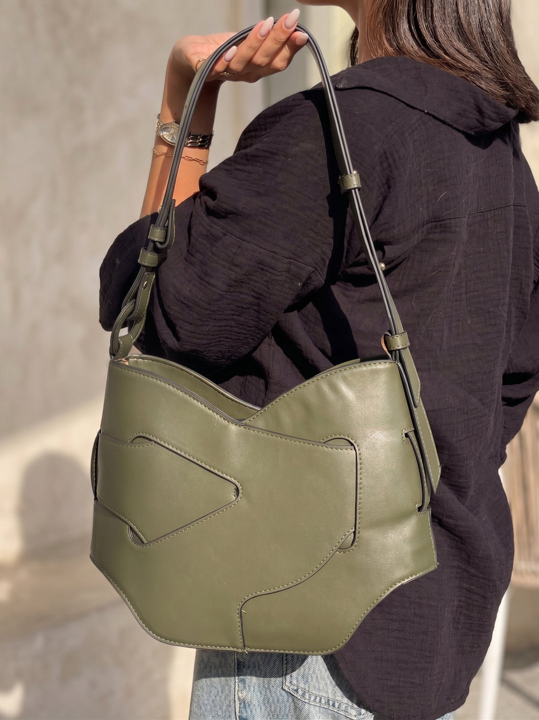 The Origami Saddle Leather Shoulder Bag - Olive