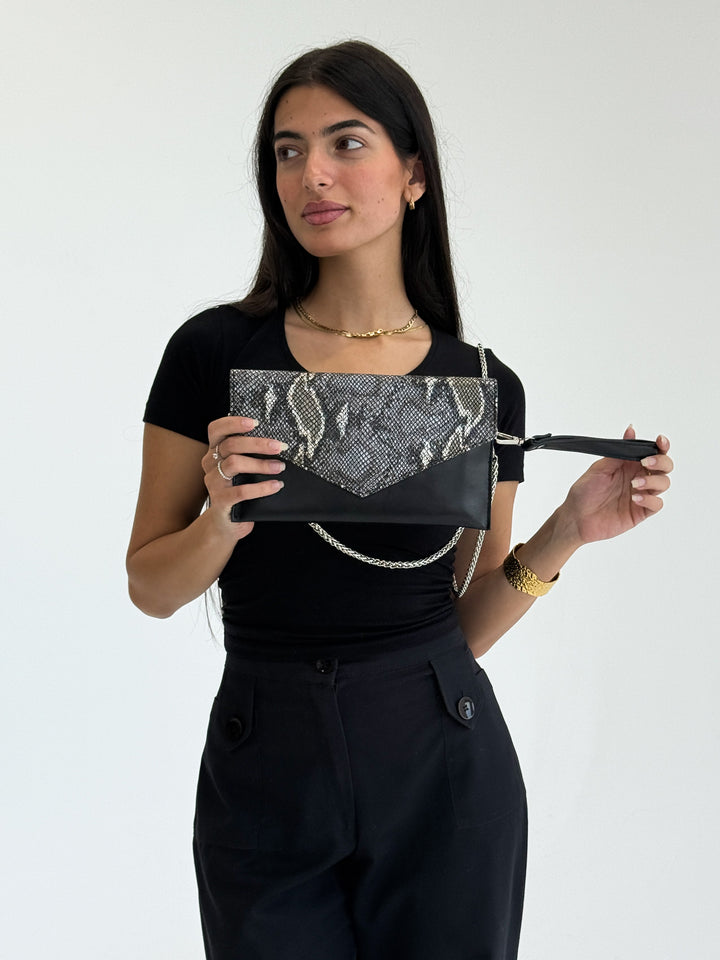Elegant Snake Print Envelope Clutch - Black