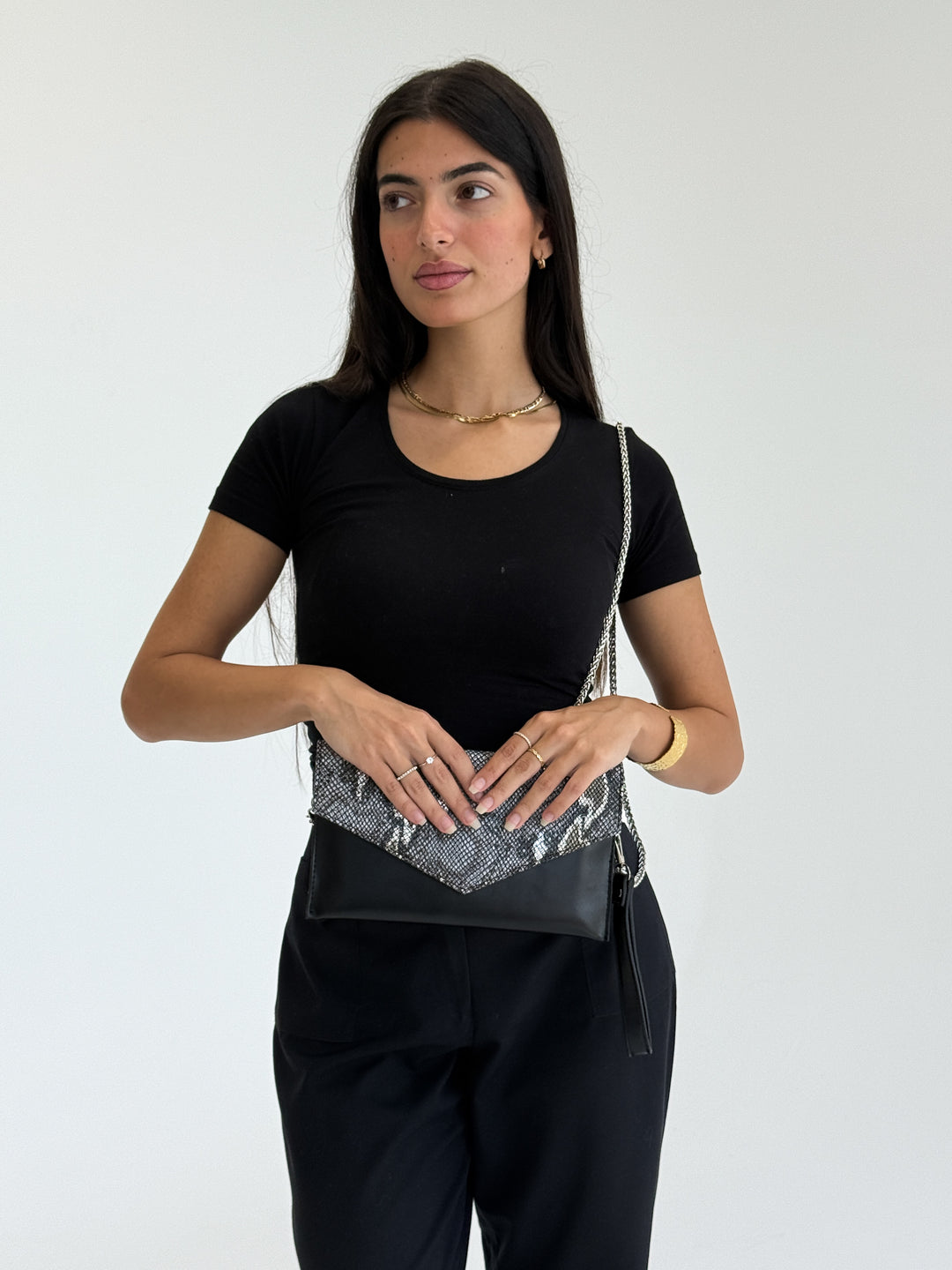 Elegant Snake Print Envelope Clutch - Black