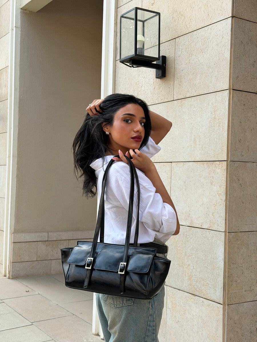 The Sloan Structured Leather Shoulder Bag - Black