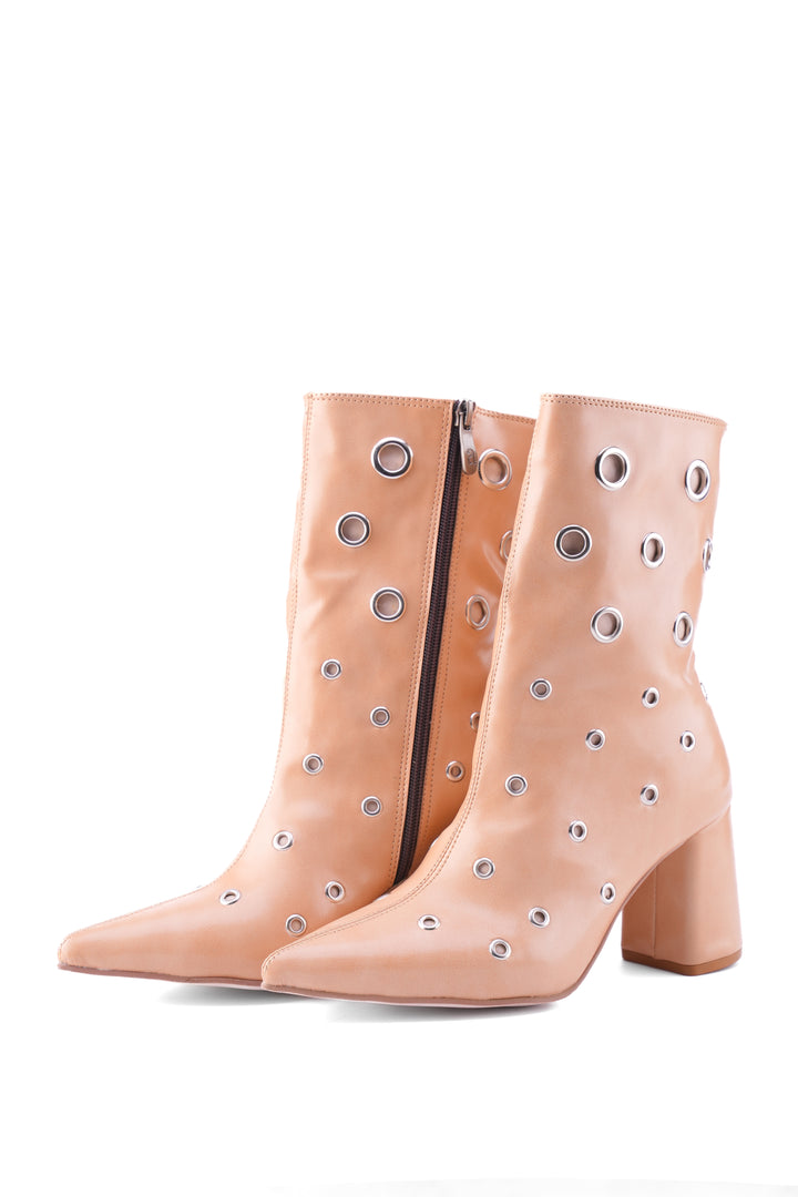 Vanguard Eyelet High-Heel Boot | Nude & Chocolate