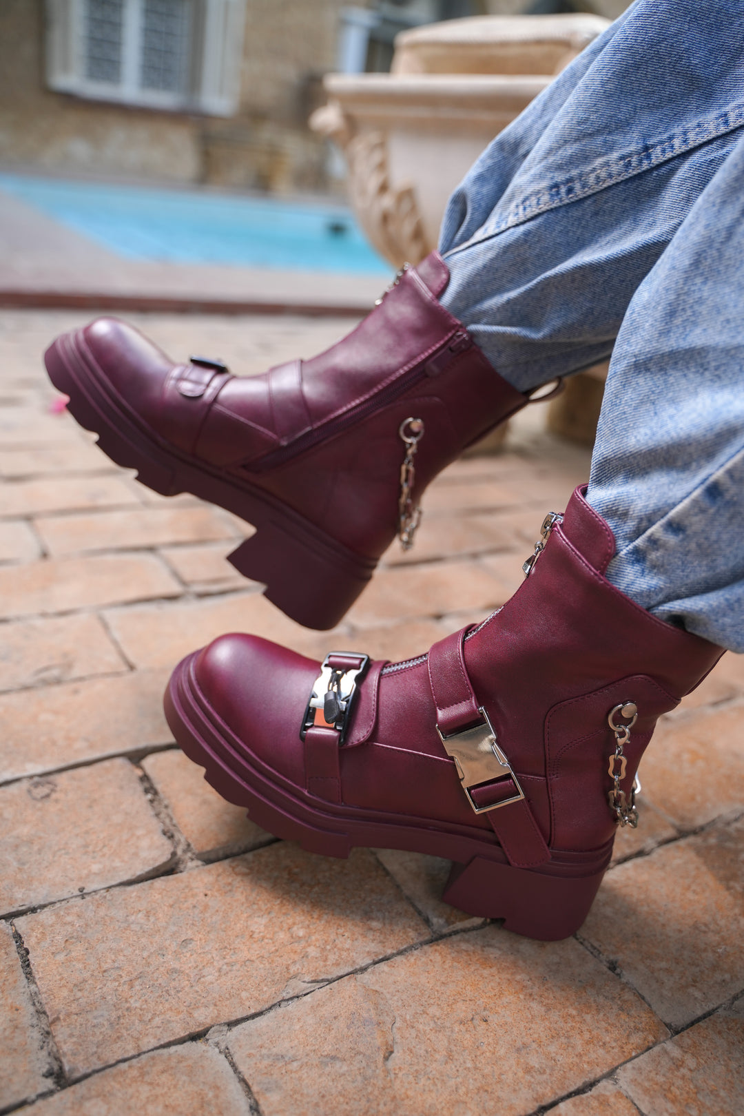 Rebel Chain Boots | Burgundy
