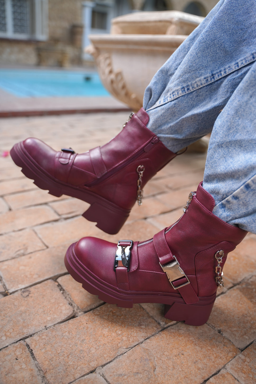 Rebel Chain Boots | Burgundy