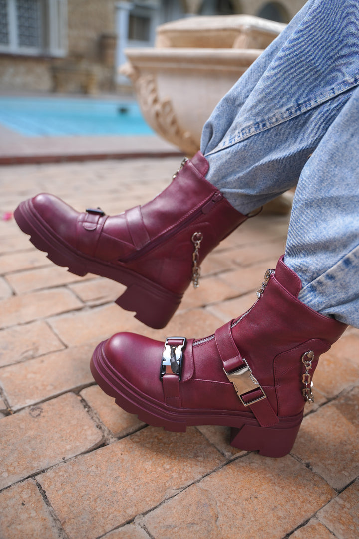 Rebel Chain Boots | Burgundy