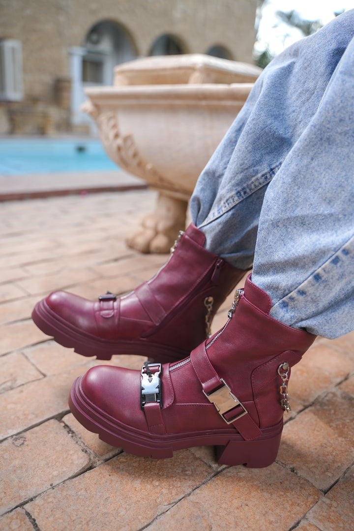 Rebel Chain Boots | Burgundy