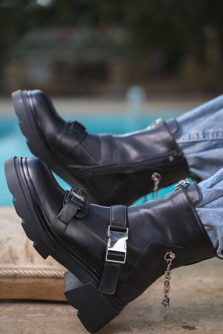 Rebel Chain Boots | Black