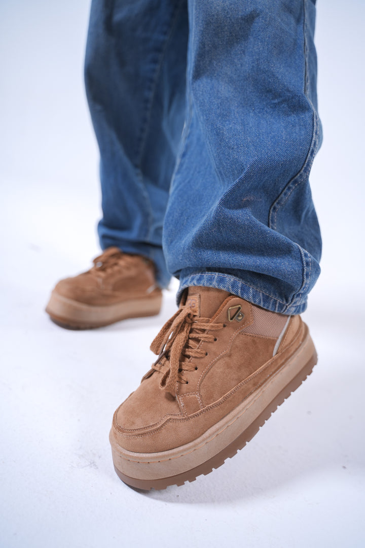 Suede Shearling-Lined Platform Sneakers - Chestnut