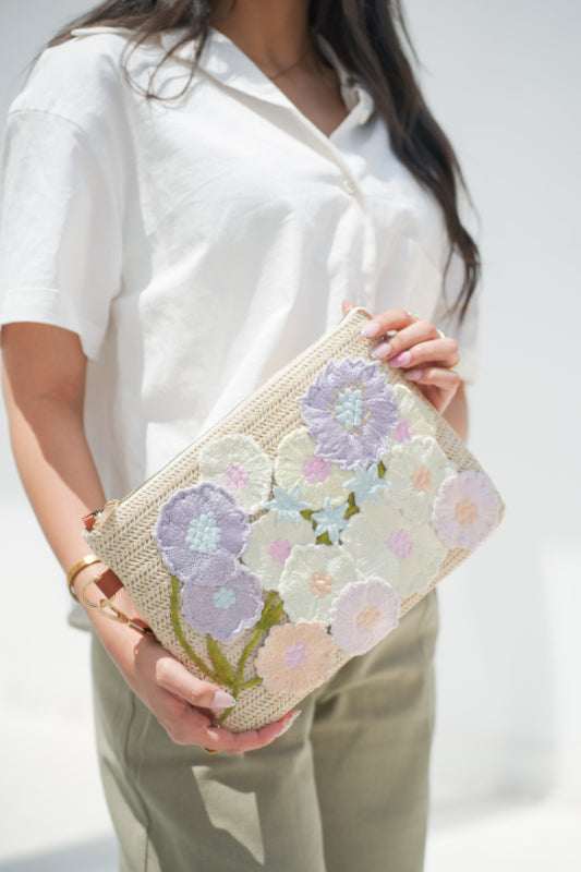 Flora Appliqué Resort Clutch