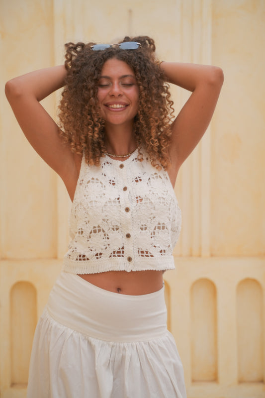 The "Verano" Scalloped Crochet Tank - wthite