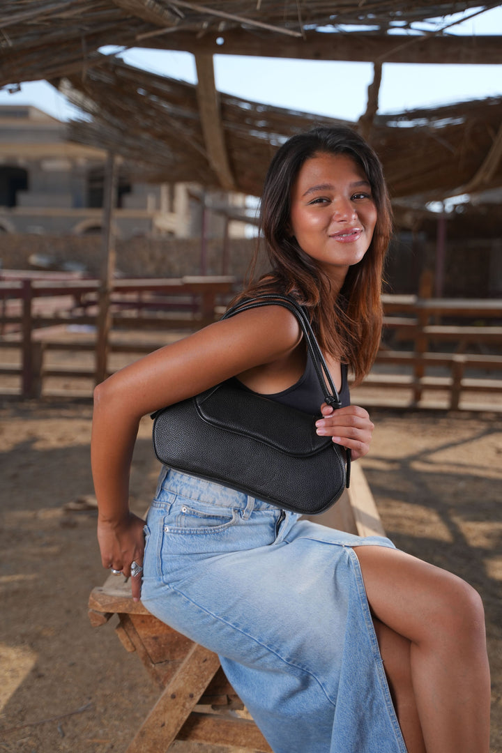 The Luna Classic Flap Shoulder Bag | Black