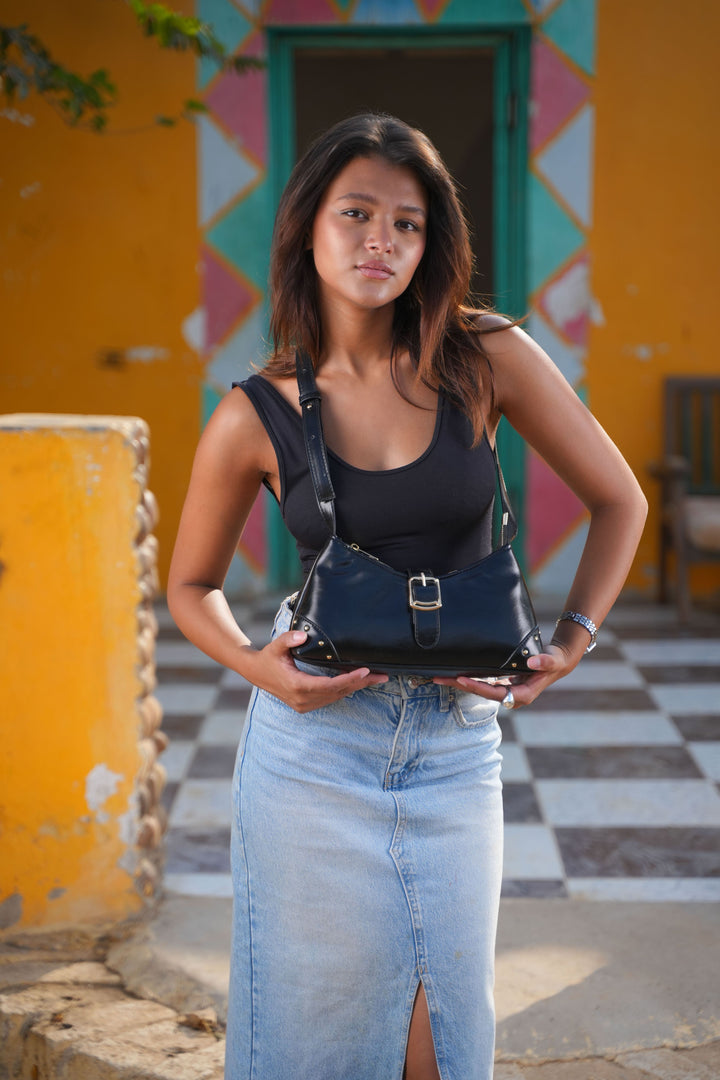 The Siena Buckle Shoulder Bag | Black