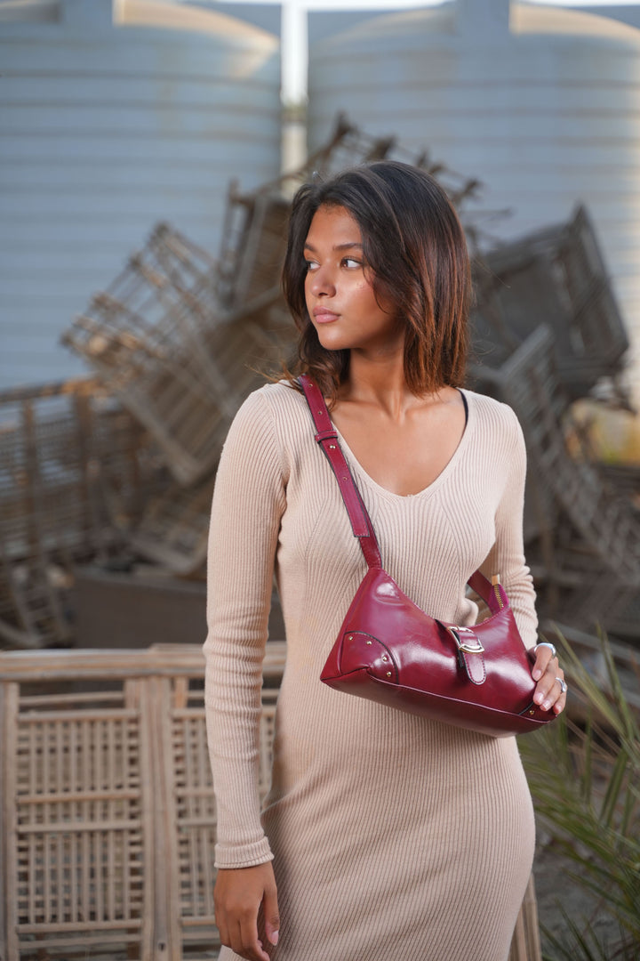 The Siena Buckle Shoulder Bag | Burgundy