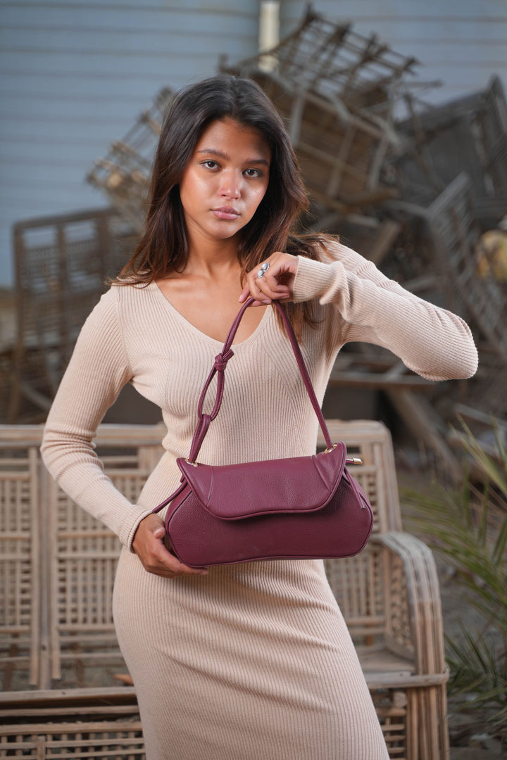 The Luna Classic Flap Shoulder Bag | Burgundy