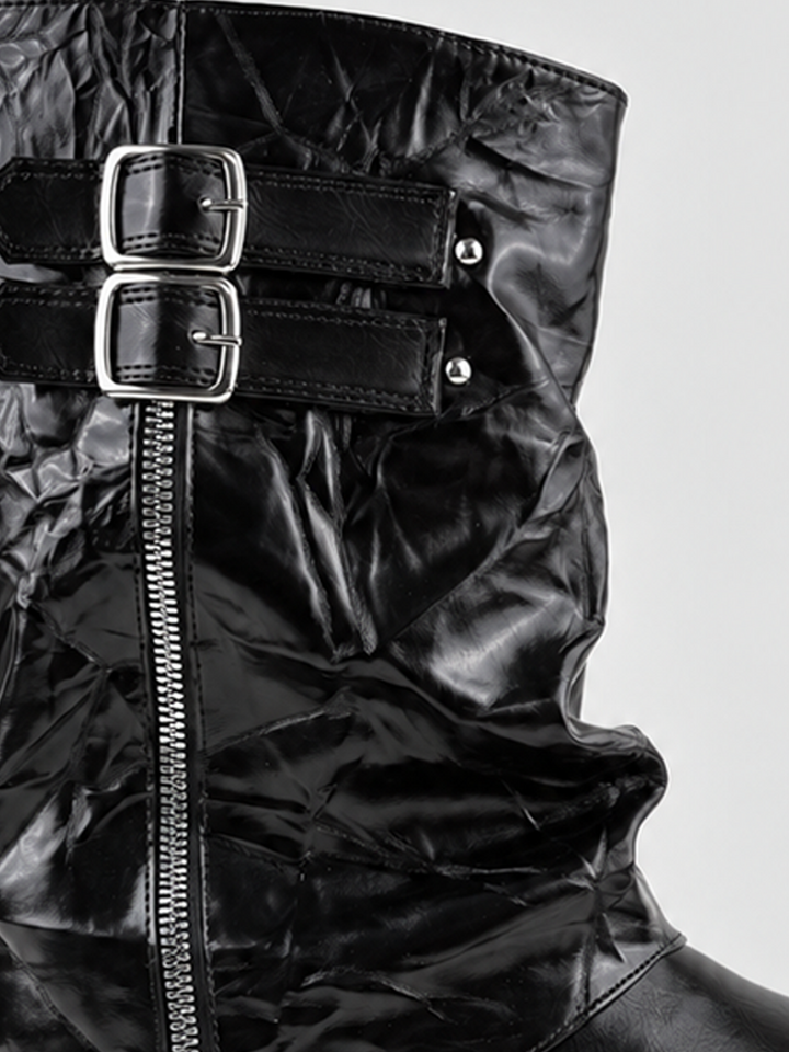 Black crinkled faux leather double-buckle platform boot – double buckle and zip detail